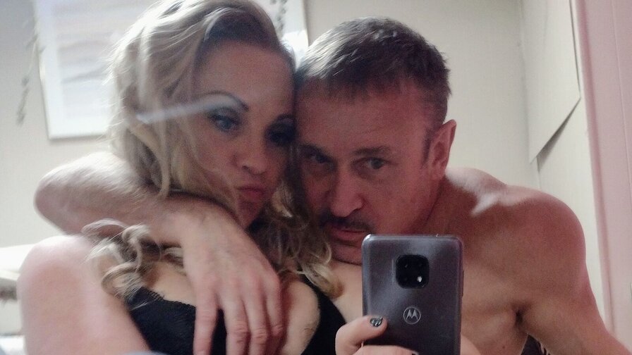 RandyandTia's